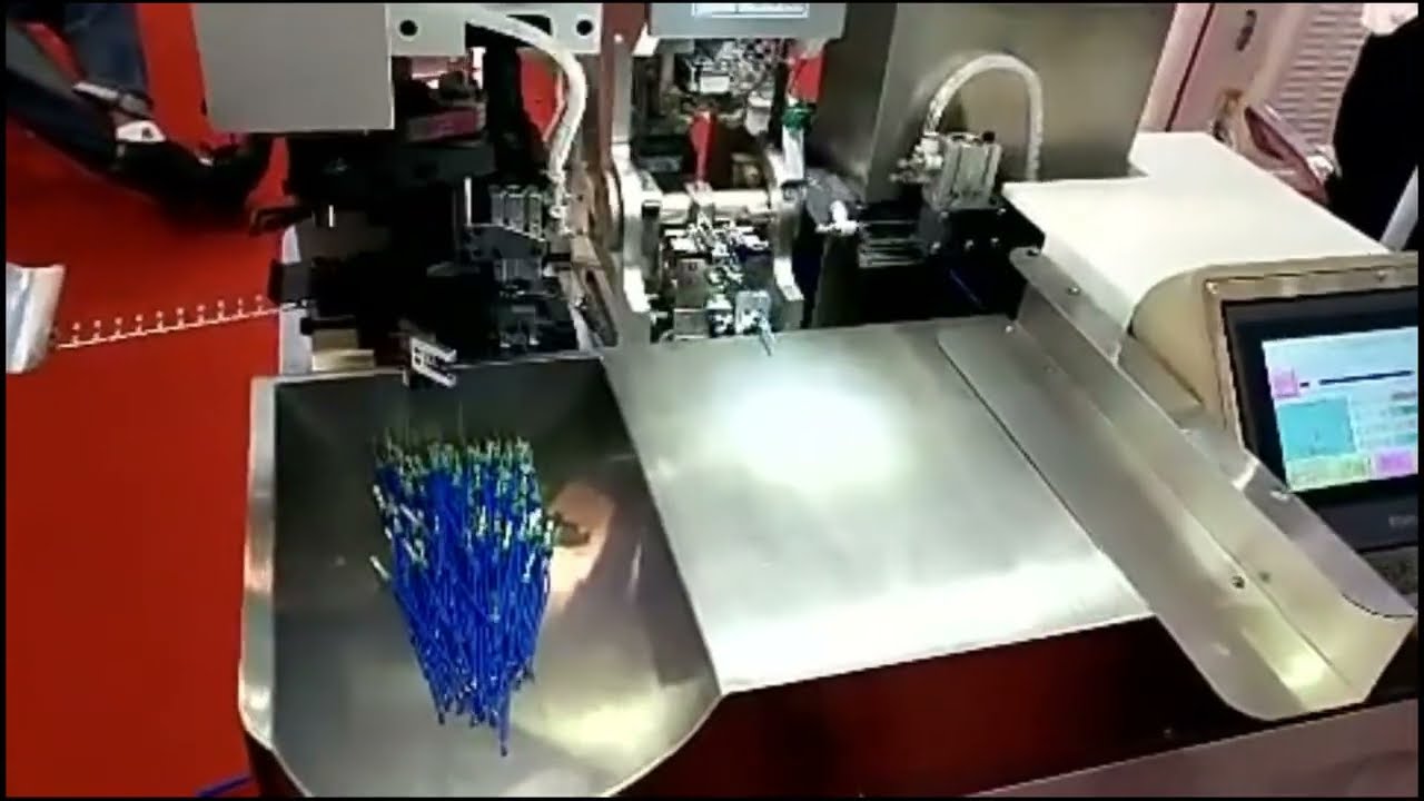 Fully Automatic Wire Cutting Stripping Single-Head Waterproof Plug Inserting Crimping Machine