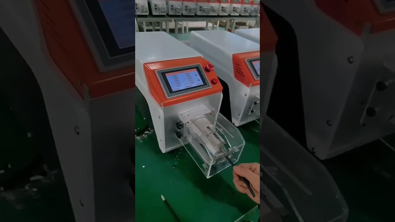 Máy tuốt vỏ cáp đồng trục tự động - Lột vỏ bọc ngoài chính xác