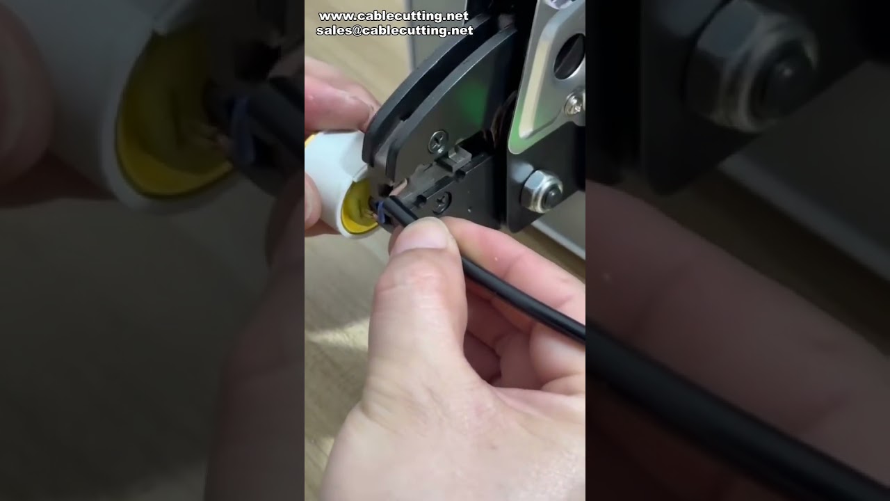 Professional Electric Wire Crimping Machine for Lighting Connectors