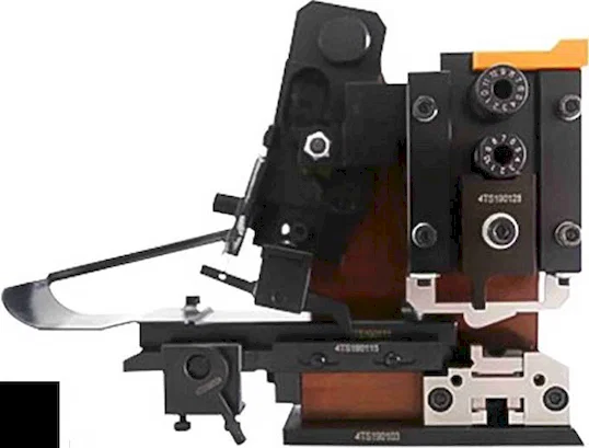 Khuôn Dập Ngang Chính Xác Độ Bền Cao 4TS